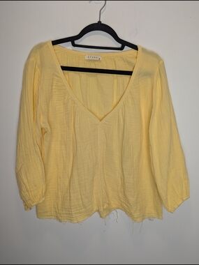 Stark X Yellow V-Neck 3/4 Sleeve Women's Blouse Small Cotton Fringe Hem Cottage